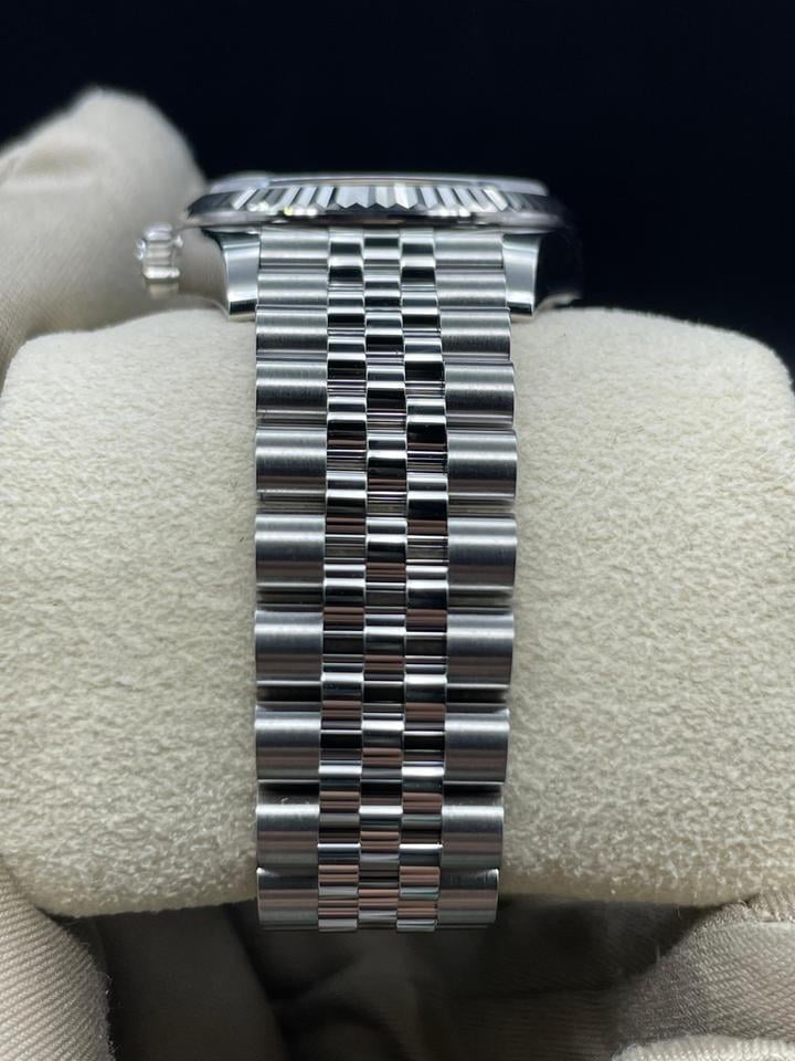 Rolex Datejust 31 Automatic Luxury Watch