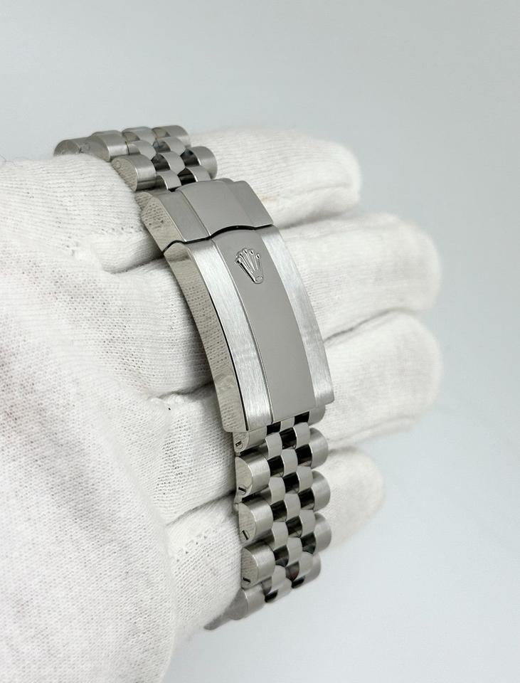Sky-Dweller automatic luxury watch with blue dial and Jubilee bracelet